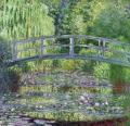 [Waterlily Pond: Green Harmony]